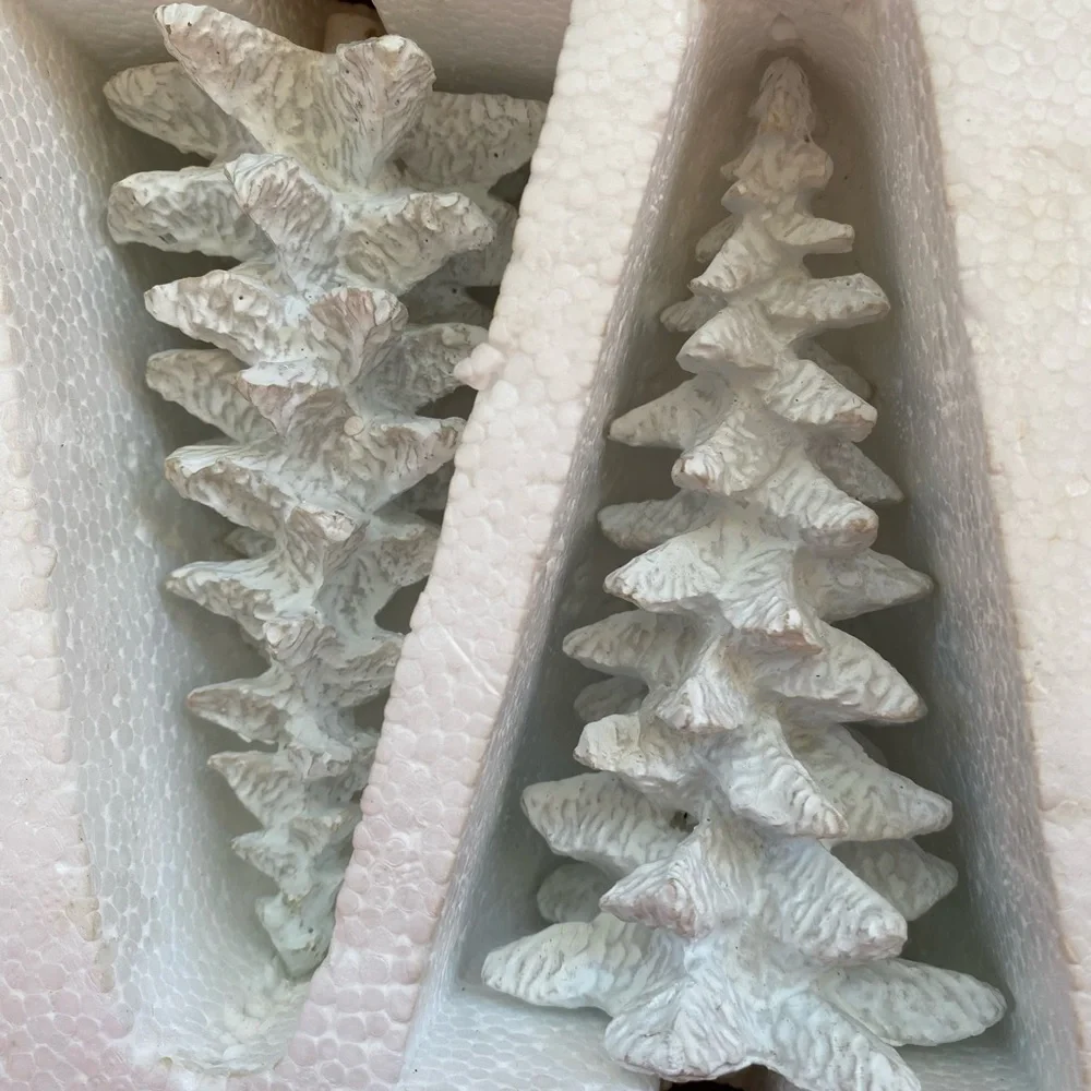 Vintage Christmas Magic Winter Wonderland Display - Picture 5 of 7